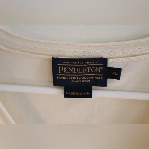 Pendleton Cream V-Neck Short Sleeve Sweater Pleated Hem - Picture 3 of 4